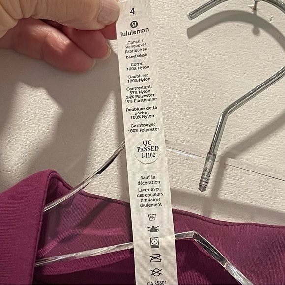 Lululemon Athletica Reversible Raspberry Bomber Jacket Womens size 4 - Picture 3 of 10